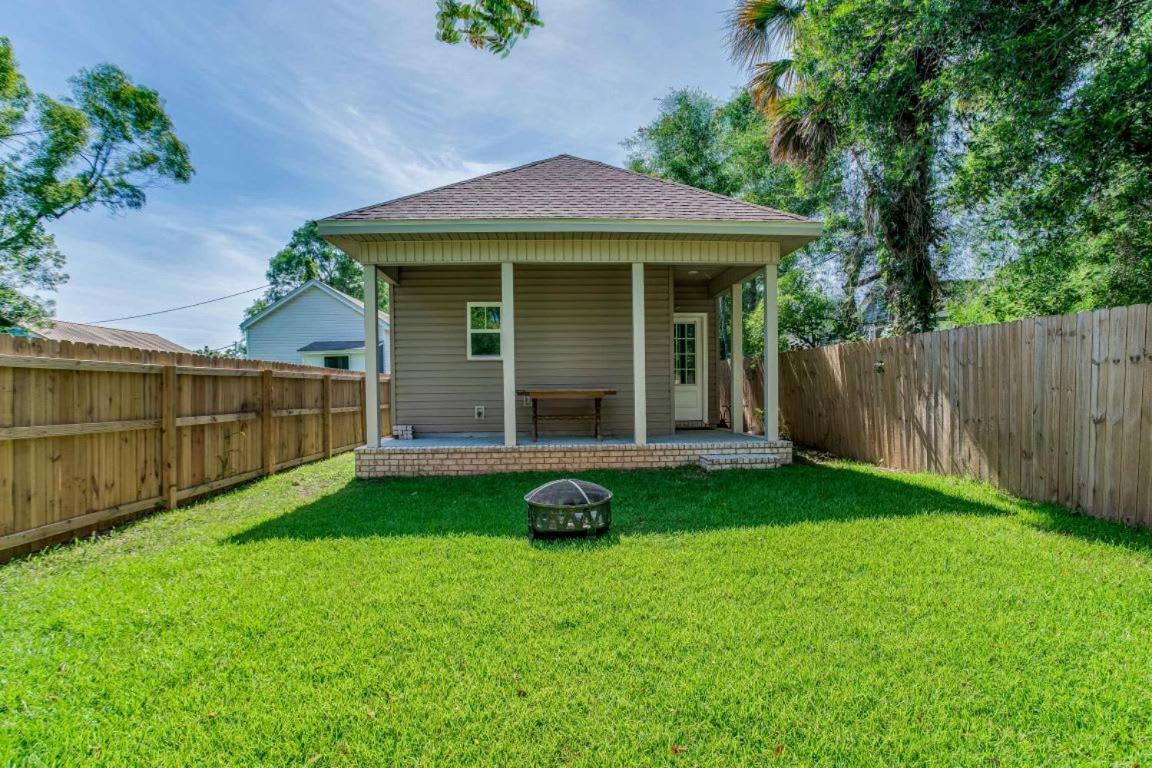 Beach Flow Bungalow-Mins To Downtown-Dining-Base Pensacola Exterior foto